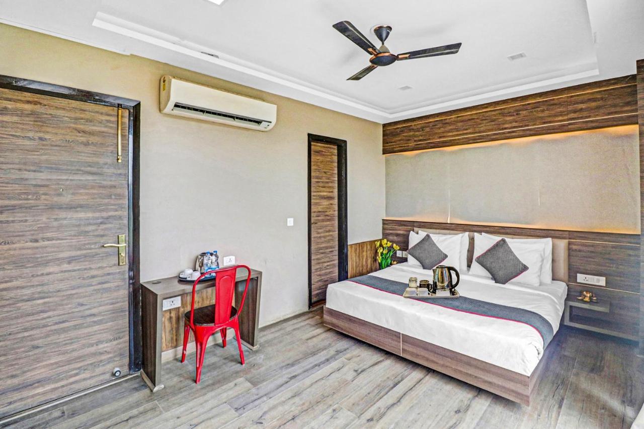 Hotel Townhouse 450 Dwarka Delhi  Exterior foto